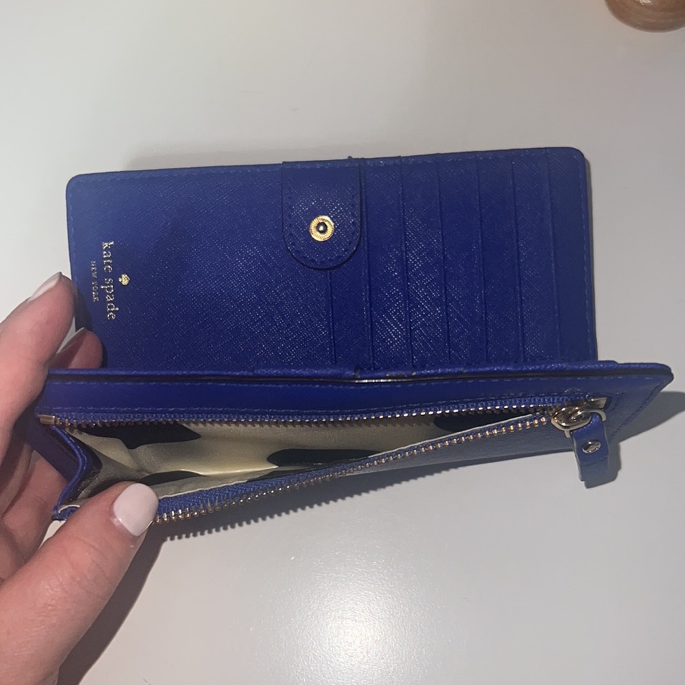 Kate Spade Wallet - Picture 3 of 4